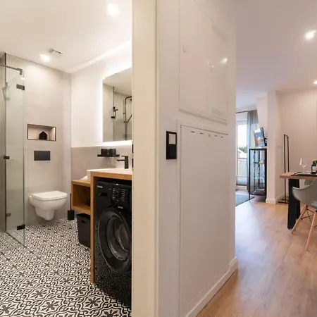 Lovely In The Center